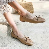 Haqiqiy charmdan qilingan balet kvartiralari - 624 165.4 so'm