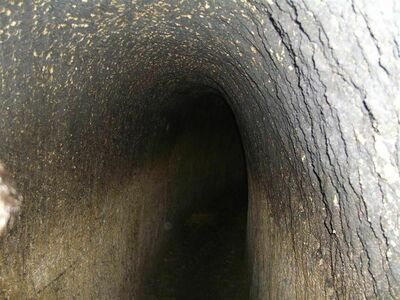 Специалисты по копаем вручную, траншеи, ямы, прокол земли с мантажом.