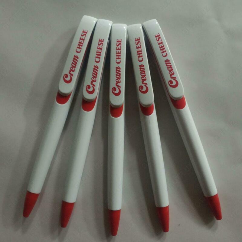 Avtomatik parda krujkalar futbolkalarida tutqichlarda reklama nashrlari. - 2 500 so'mdan