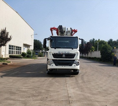 АВТОБЕТОНОНАСОС XCMG HB52V 52 метр скоро в Ташкенте Только в розницу