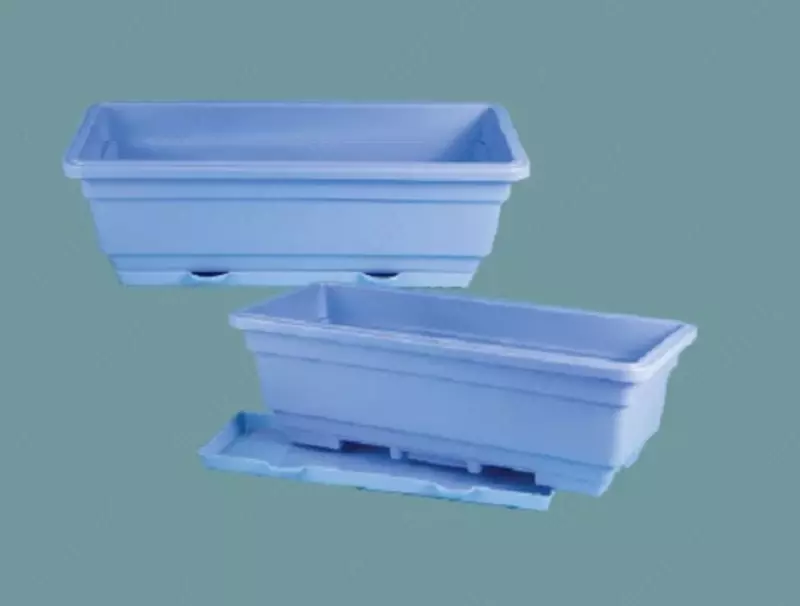 Plastik gulzor cho'zilgan