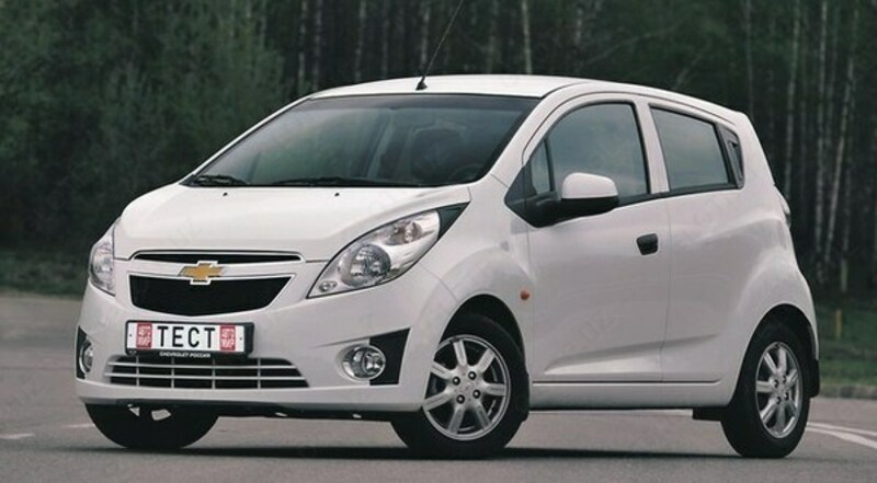 Хэтчбек Chevrolet Spark 3 позиция Summit White