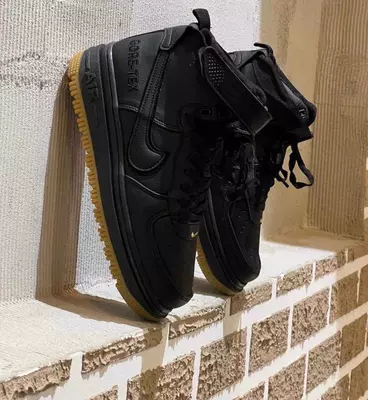 Кроссовки Nike Air Force 1 Gore-Tex