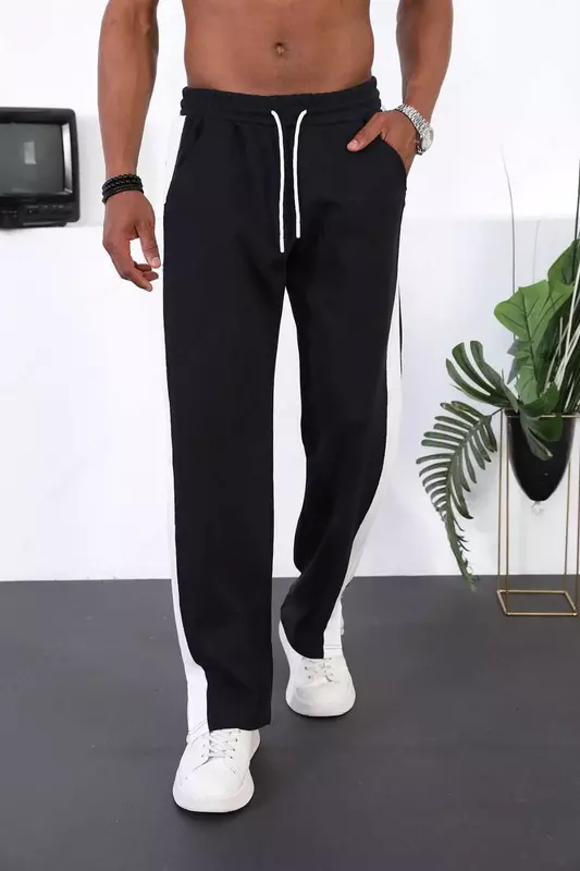 Трико с лампасами