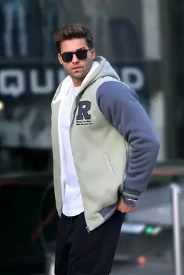 Бомбер утепленный на замке - Street Style