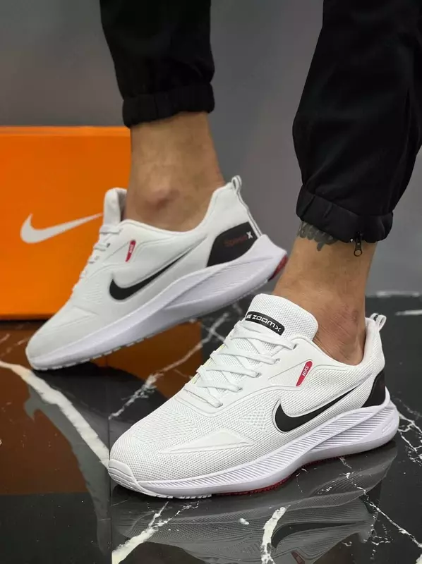 Кроссовки Nike Air Zoom - 425 000 сум