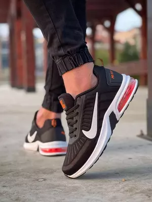 Nike Air Zoom krossovkalar