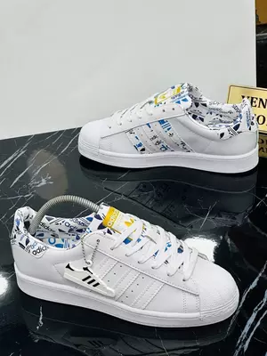 Кроссовки Adidas Superstar