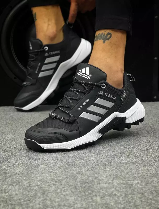 475 000 so'm Adidas Terrex krossovkalari