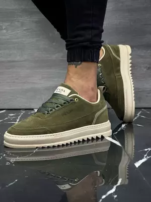 475 000 сум / шт. Кроссовки Prada