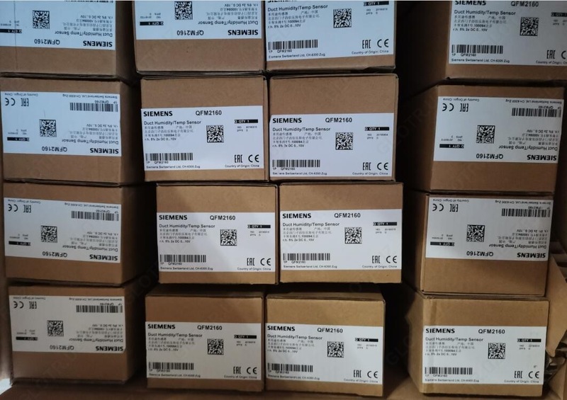 QFM-1660 Датчик влажности и температуры канальный