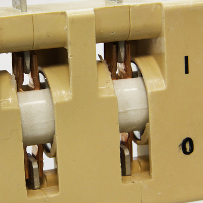 Выключатель-разъединитель ВР32-39А30220-00 УХЛ3