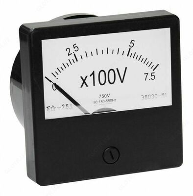 Voltmetr E8030-M1 750 V