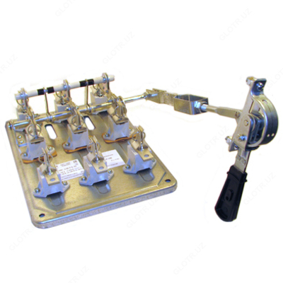 Chap keramik izolyatorlarda RPS 1 / 1L 100A (PN holda) qo'zg'aysan dastasi bilan almashtiring