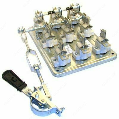 Chap keramika izolyatorlarida RPS 2 / 1L 250A (PN holda) qo'zg'aysan dastasi bilan almashtiring