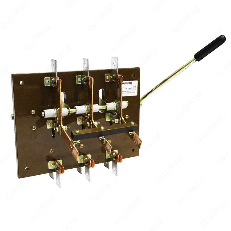 PCB-da PB-32 250A tugmasi