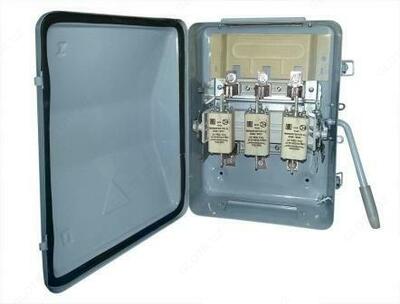 Ящик силовой с рубильником ЯБПВУ 1М 100А IP54 с ПН2 медные контакт основания