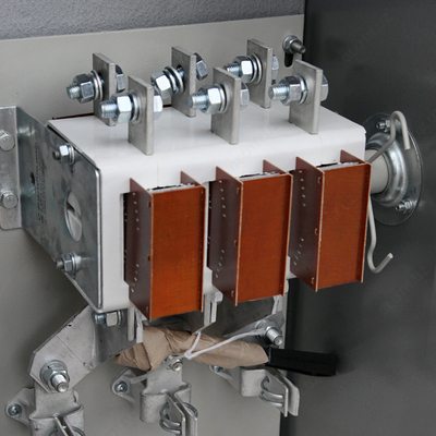 PN-2 (YARP11M-791) Lgovsiz YARPP 630A IP32 pichoqli kalitli quti