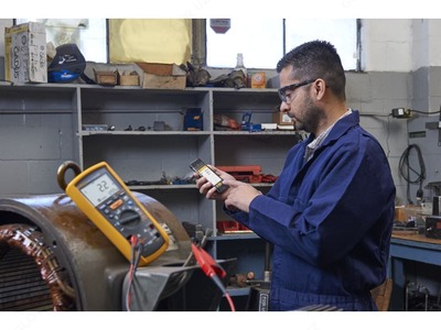 Fluke 62MAX + / 323 / 1AC infraqizil termometr, qisqich o'lchagich va o'zgaruvchan voltaj detektori to'plami