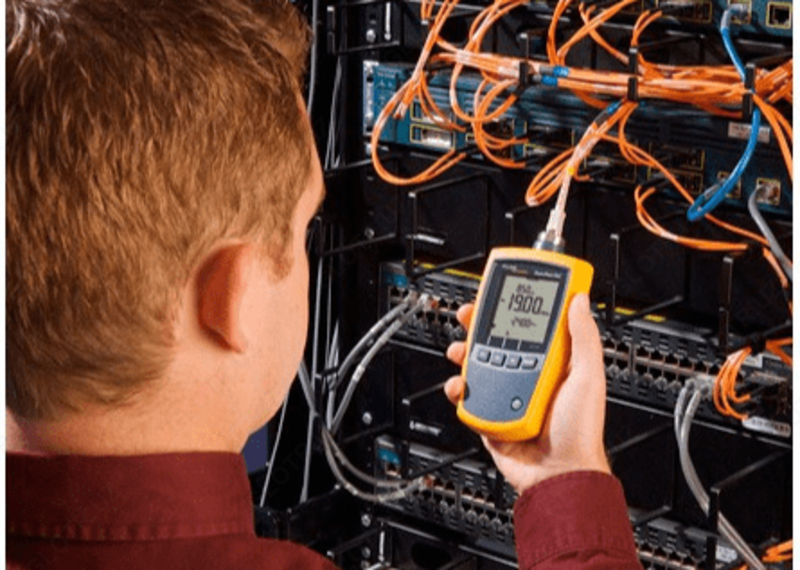 Fluke SimpliFiber Pro optik quvvat o'lchagichi va tolali sinov to'plamlari