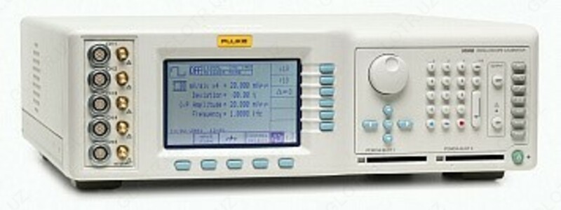 Fluke 9500B — калибратор осциллографов