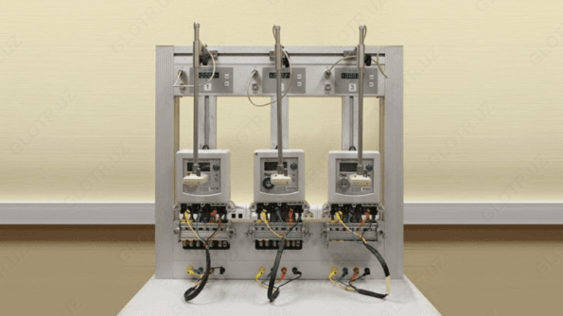 NEVA-TEST 3303L - elektr hisoblagichlarini tekshirish uchun avtomatik o'rnatish