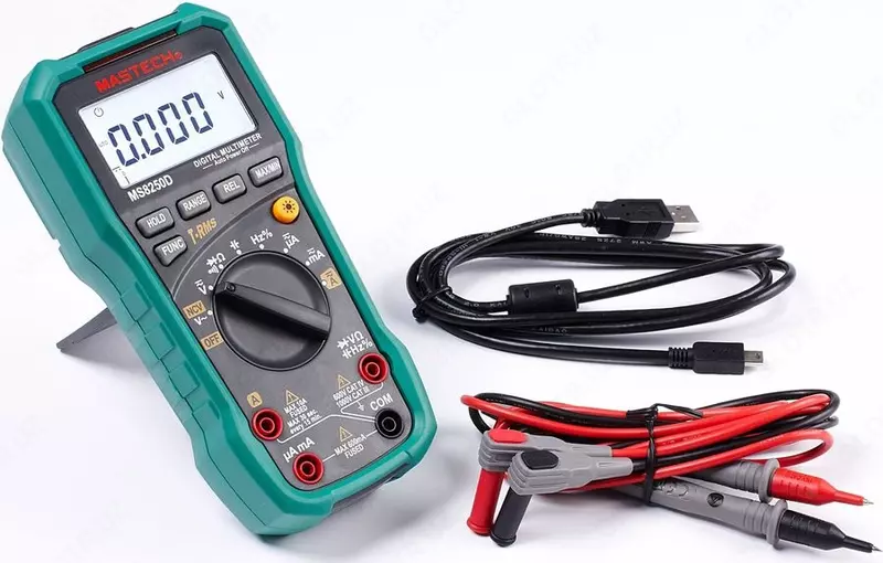Mastech MS8250D