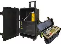 СКАТ-70Ц-К — аппарат испытания диэлектриков цифровой (измерительный блок в кейсе