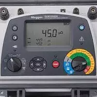 от 59 423 520 сум DLRO10HDX — цифровой микроомметр (с подключенными измерительными зажимами)