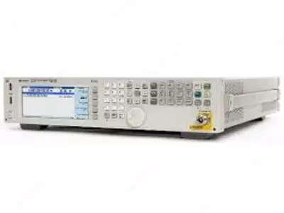 N5171B-501 — аналоговый генератор ВЧ сигналов
