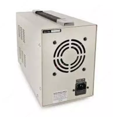 UT3003XE — линейный источник питания