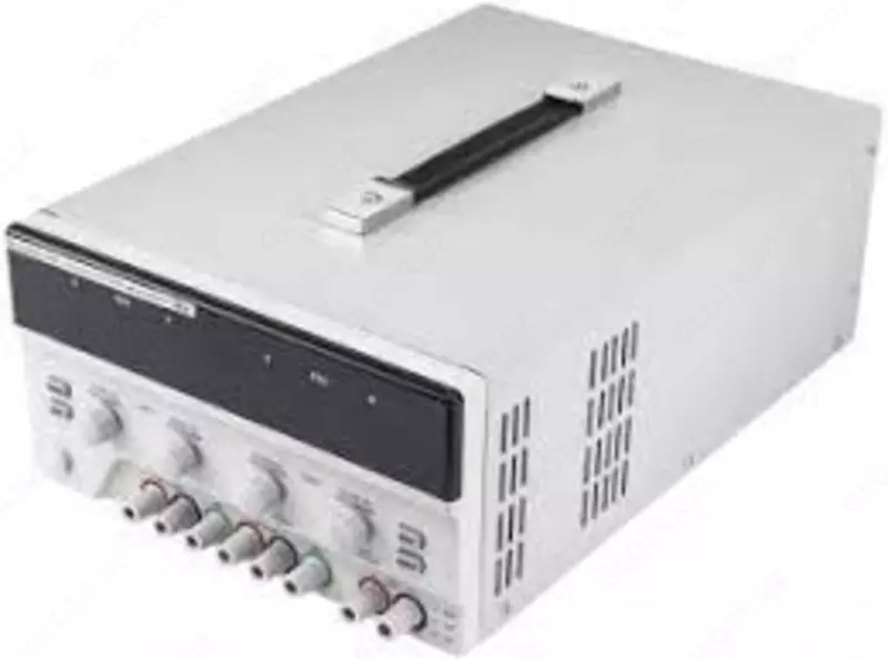 МЕГЕОН 37305 — трехканальный источник питания с цифровым управлением