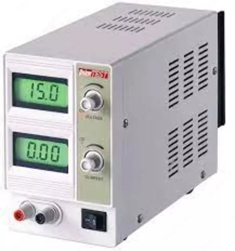 UT1502C — линейный источник питания