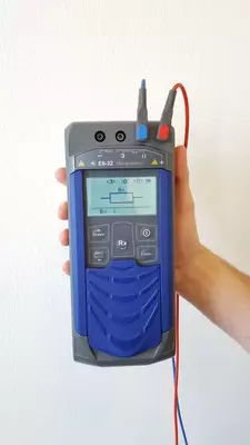 Е6-32 — цифровой мегаомметр