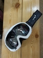 Tosh changalidan himoya qiluvchi kozoynak (qora)