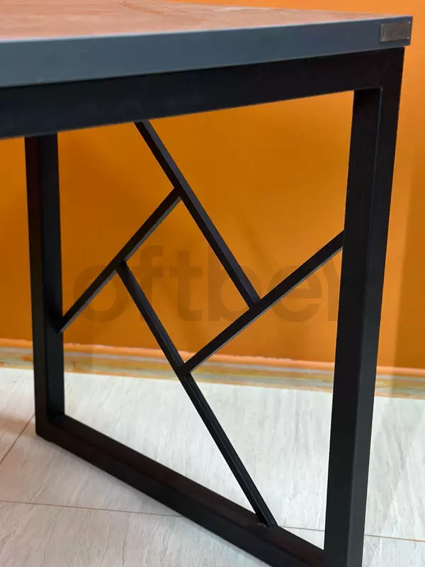 Loft uslubidagi yozuv stoli. RS-5 modeli Chakana savdo