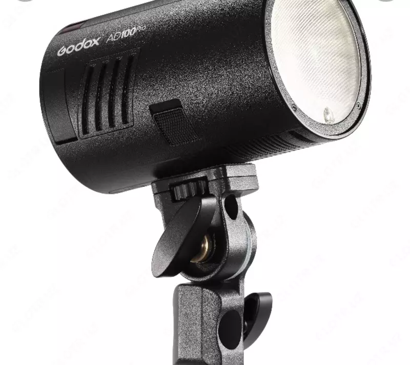 Godox AD100Pro kamera chirog'i