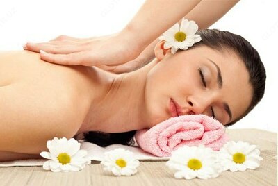 Массаж шейно-воротниковой зоны (остеохондроз