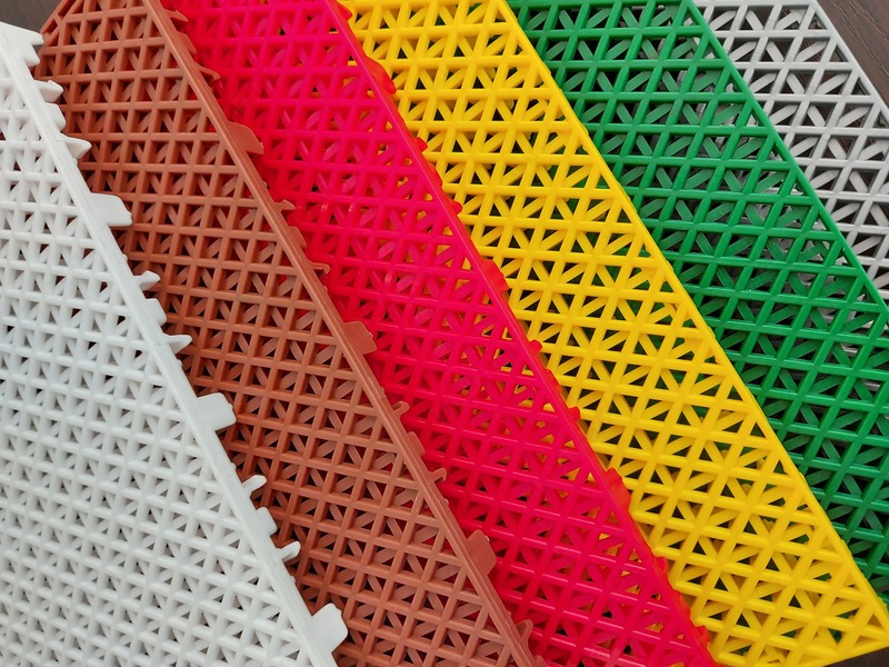 Модульное Напольное Пластиковое Покрытие