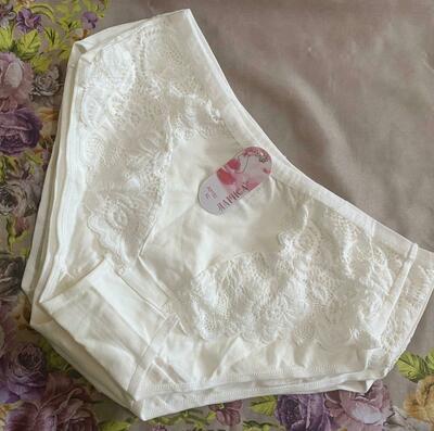 1-sonli ayollar pantiesi