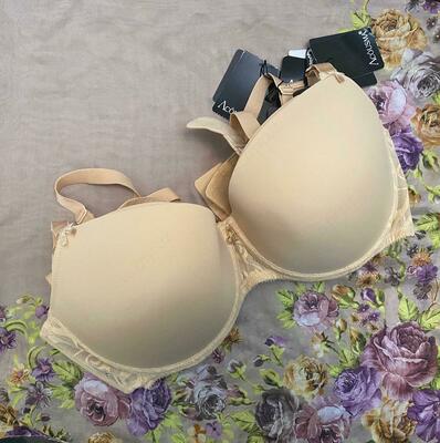 Porno tomosha qiling: oqituvchi talabani yoldan ozdirmoqda Rus onlayn porno