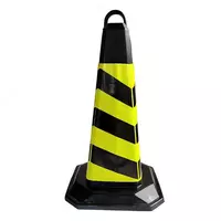 ZC-064 aks ettiruvchi plyonkali plastik yol konusi  700 mm  yarim halqali ushlagich (qora/sariq)