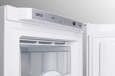 Вертикальный морозильник "Атлант ММ 7204-ххх" (Белый) 243 л