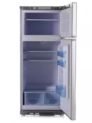 Бытовой двухкамерный холодильник "Бирюса М136" (Серебристый) 250 л