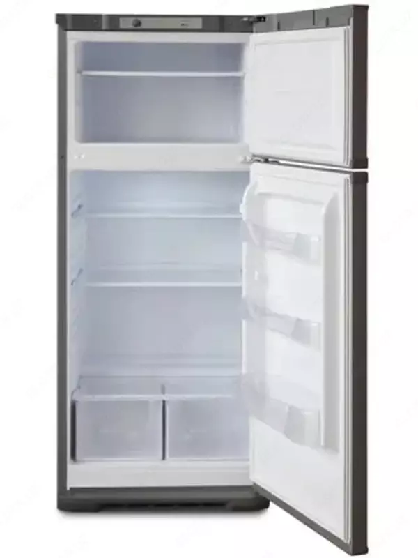 4 356 000 сум Бытовой двухкамерный холодильник "Бирюса W136" (Матовый графит) 250 л