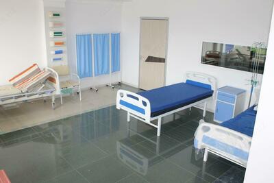 Медицинские Кровати и Кушетки в Ассортименте