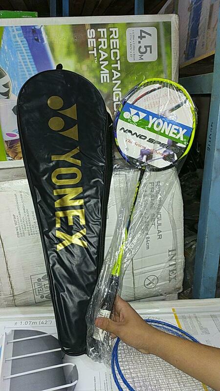 YONEX Badminton raketkalari - 120 000 so'm
