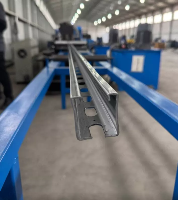 Профиль для солнечных панелей. Металлоконструкции в комплекте. Профиль 41х41. 20х40х20. 20х30х20