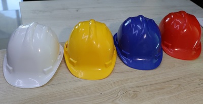 Защитная каска 006