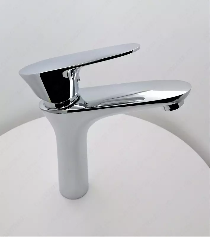 Смеситель для раковины BOOYEA BY81904A - 433 883.9 сум